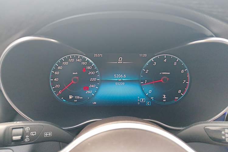 Used Mercedes-Benz GLC 2022 Second Facelift GLC 260 L 4MATIC Luxury Edition Instrument Cluster