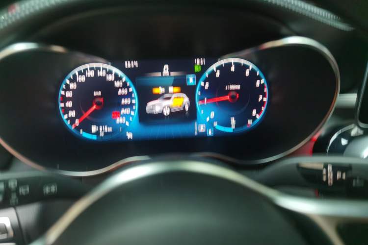 Used Mercedes-Benz GLC 2022 Facelifted GLC 260 L 4MATIC Dynamic Edition Instrument Cluster