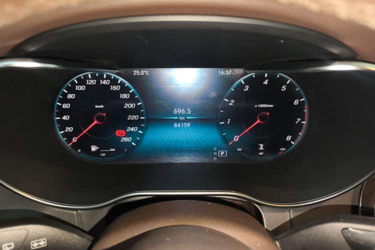 Used Mercedes-Benz GLC 2022 Second Facelift GLC 260 L 4MATIC Luxury Edition Instrument Cluster