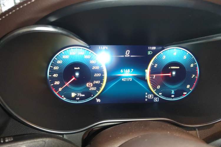 Used Mercedes-Benz GLC 2022 Facelifted GLC 260 L 4MATIC Dynamic Edition Instrument Cluster