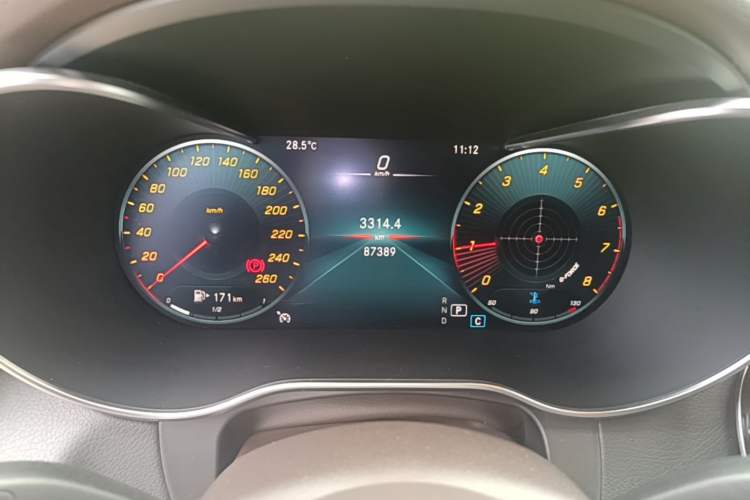 Used Mercedes-Benz GLC 2022 GLC 260 L 4MATIC Luxury Model Instrument Cluster