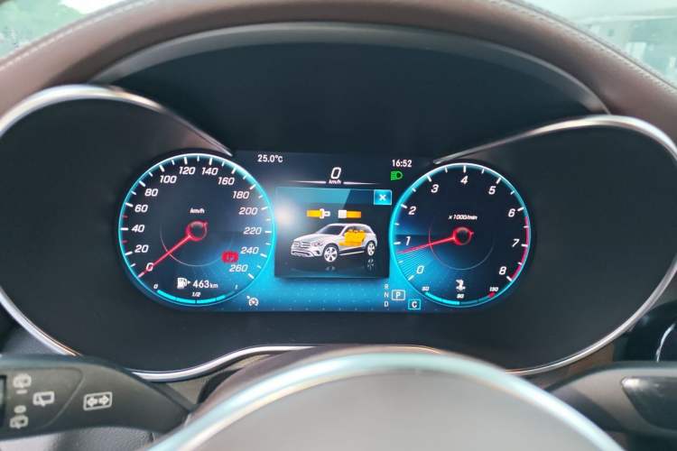 Used Mercedes-Benz GLC 2022 Second Facelift GLC 260 L 4MATIC Dynamic Edition Instrument Cluster