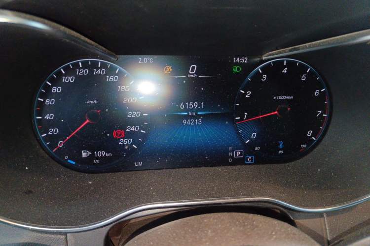 Used Mercedes-Benz GLC 2022 Second Facelift GLC 260 L 4MATIC Dynamic Edition Instrument Cluster