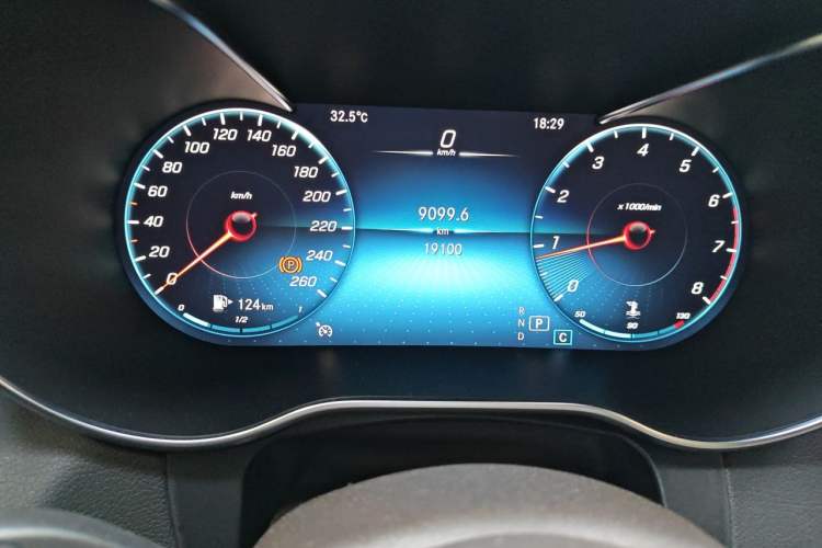 Used Mercedes-Benz GLC 2022 Refreshed GLC 300 L 4MATIC Dynamic Edition Prestige Version Instrument Cluster