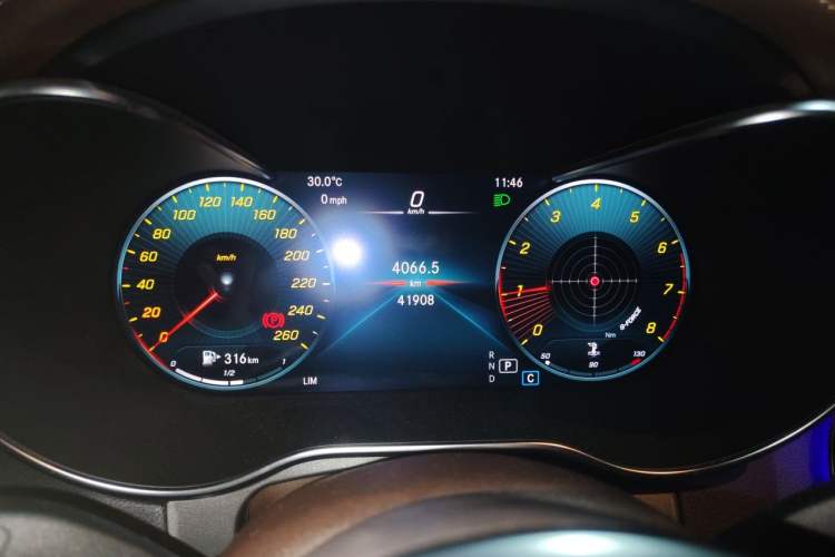 Used Mercedes-Benz GLC 2022 Second Facelift GLC 260 L 4MATIC Luxury Edition Instrument Cluster