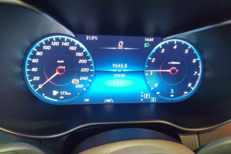 Used Mercedes-Benz GLC 2022 Refreshed GLC 300 L 4MATIC Dynamic Edition Instrument Cluster