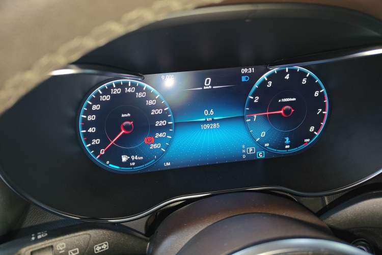 Used Mercedes-Benz GLC 2022 Second Facelift GLC 260 L 4MATIC Dynamic Edition Instrument Cluster