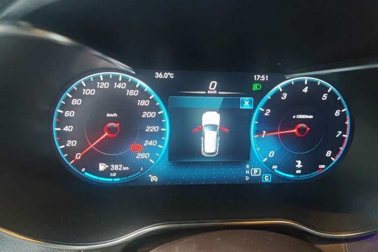 Used Mercedes-Benz GLC 2022 Facelift GLC 260 L 4MATIC Luxury Edition Instrument Cluster