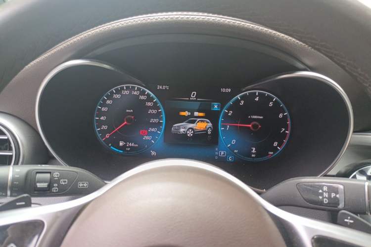 Used Mercedes-Benz GLC 2022 Refreshed GLC 260 L 4MATIC Dynamic Edition Instrument Cluster