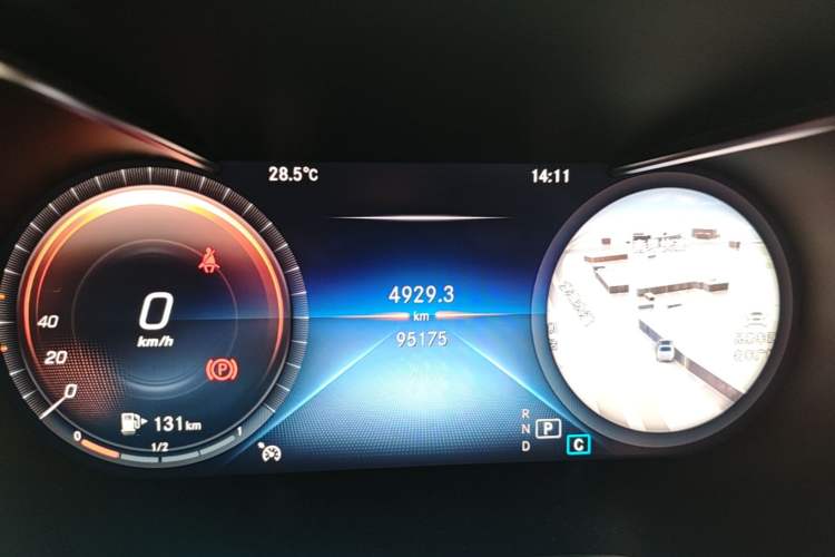 Used Mercedes-Benz GLC 2022 GLC 260 L 4MATIC Luxury Model Instrument Cluster