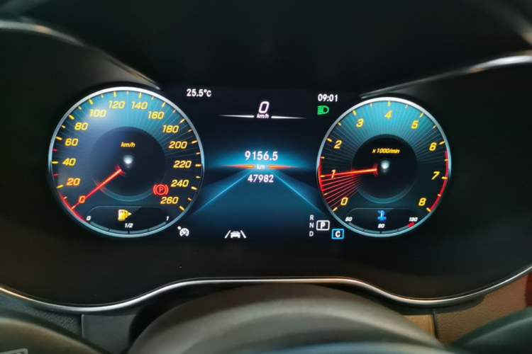 Used Mercedes-Benz GLC 2022 GLC 300 L 4MATIC Dynamic Model Instrument Cluster