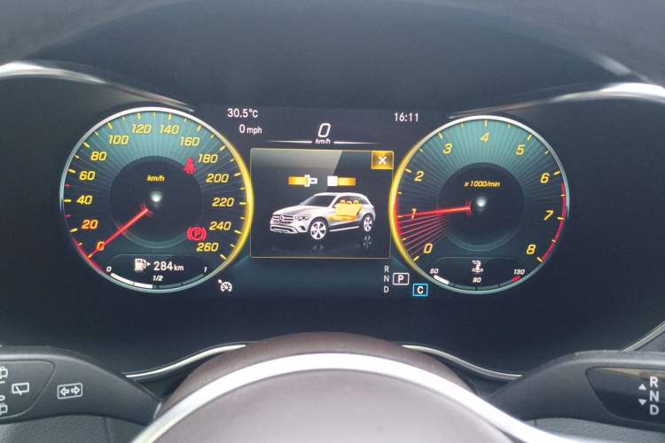 Used Mercedes-Benz GLC 2022 Refreshed GLC 260 L 4MATIC Dynamic Edition Instrument Cluster