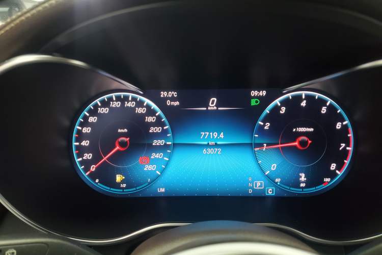 Used Mercedes-Benz GLC 2022 Second Facelift GLC 260 L 4MATIC Luxury Edition Instrument Cluster