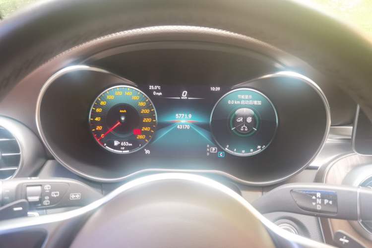 Used Mercedes-Benz GLC 2022 Second Facelift GLC 260 L 4MATIC Luxury Edition Instrument Cluster