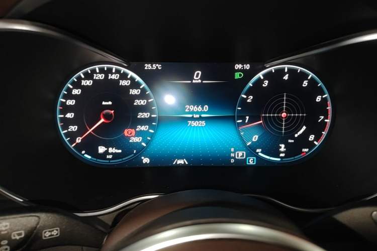 Used Mercedes-Benz GLC 2022 Refreshed GLC 300 L 4MATIC Dynamic Edition Instrument Cluster