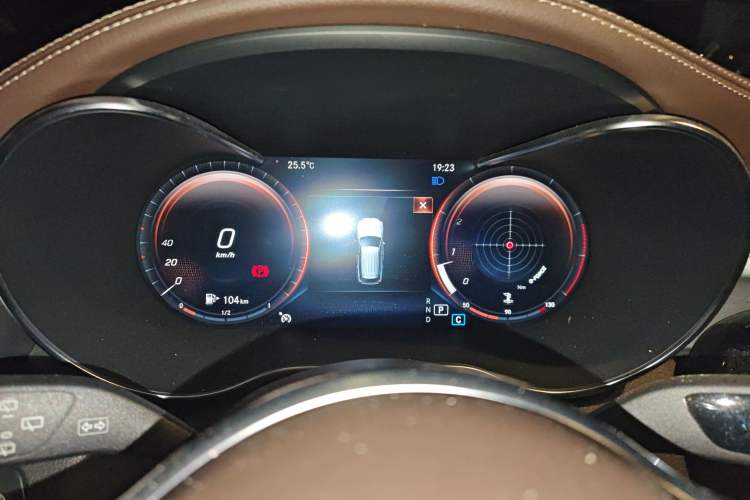 Used Mercedes-Benz GLC 2022 Facelifted GLC 260 L 4MATIC Dynamic Edition Instrument Cluster