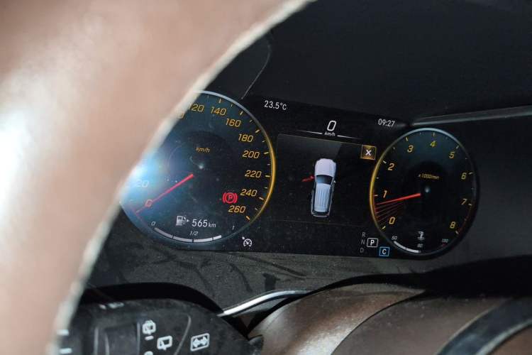 Used Mercedes-Benz GLC 2022 Refreshed GLC 260 L 4MATIC Dynamic Edition Instrument Cluster