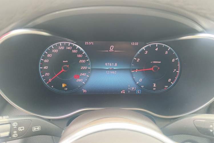 Used Mercedes-Benz GLC 2022 Second Facelift GLC 260 L 4MATIC Dynamic Edition Instrument Cluster