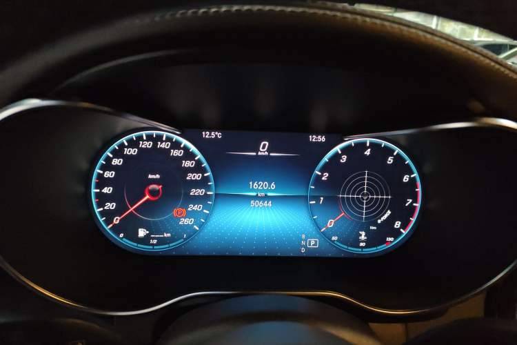 Used Mercedes-Benz GLC 2022 GLC 260 L 4MATIC Luxury Model Instrument Cluster