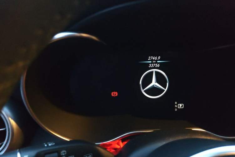 Used Mercedes-Benz GLC 2022 Facelift GLC 260 L 4MATIC Luxury Edition Instrument Cluster