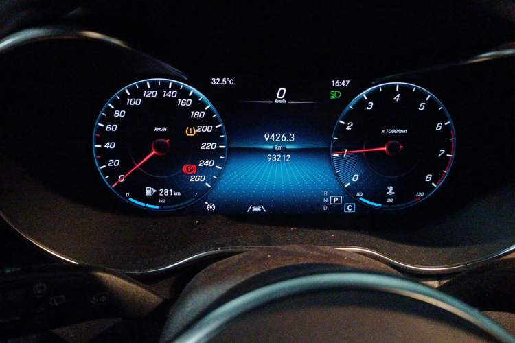 Used Mercedes-Benz GLC 2022 Refreshed GLC 300 L 4MATIC Dynamic Edition Instrument Cluster