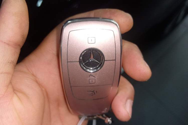 Used Mercedes-Benz GLC 2022 Refreshed GLC 260 L 4MATIC Dynamic Edition Interior 1