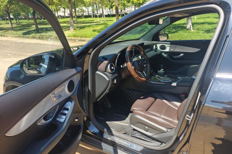 Used Mercedes-Benz GLC 2022 Facelifted GLC 260 L 4MATIC Dynamic Edition Interior 1