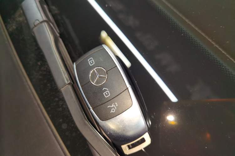 Used Mercedes-Benz GLC 2022 Refreshed GLC 300 L 4MATIC Dynamic Edition Interior 1