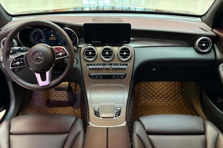 Used Mercedes-Benz GLC 2022 Refreshed GLC 300 L 4MATIC Dynamic Edition Prestige Version Interior 1