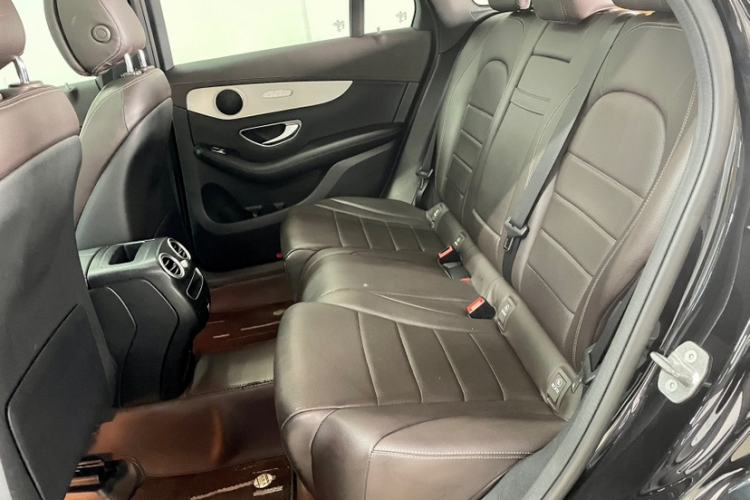 Used Mercedes-Benz GLC 2022 Second Facelift GLC 260 L 4MATIC Dynamic Edition Interior 10