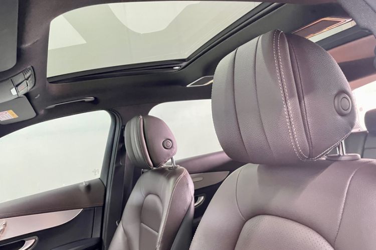 Used Mercedes-Benz GLC 2022 Second Facelift GLC 260 L 4MATIC Dynamic Edition Interior 13