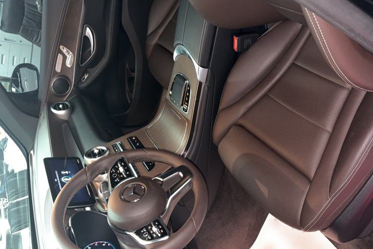 Used Mercedes-Benz GLC 2022 Refreshed GLC 300 L 4MATIC Dynamic Edition Prestige Version Interior 2