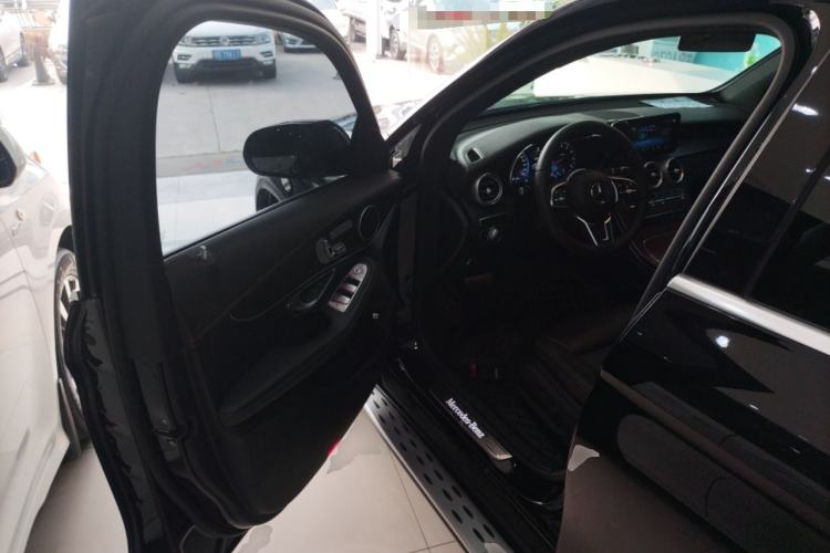 Used Mercedes-Benz GLC 2022 Refreshed GLC 300 L 4MATIC Dynamic Edition Prestige Version Interior 2