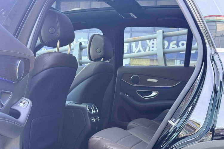 Used Mercedes-Benz GLC 2022 Refreshed GLC 300 L 4MATIC Dynamic Edition Prestige Version Interior 2