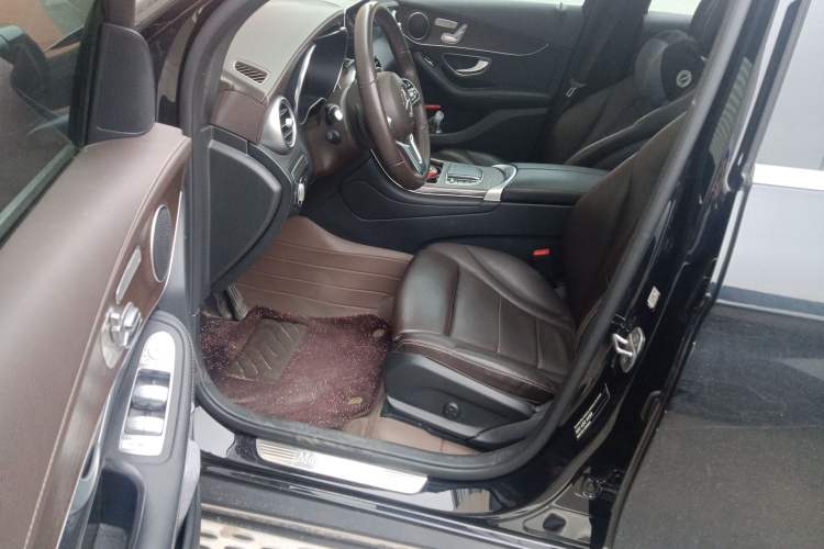 Used Mercedes-Benz GLC 2022 Refreshed GLC 300 L 4MATIC Dynamic Edition Prestige Version Interior 3