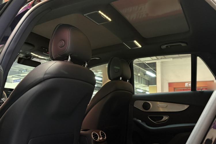 Used Mercedes-Benz GLC 2022 Facelifted GLC 260 L 4MATIC Dynamic Edition Interior 4