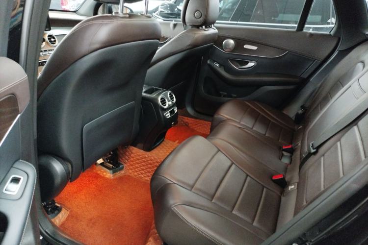 Used Mercedes-Benz GLC 2022 GLC 260 L 4MATIC Luxury Model Interior 4