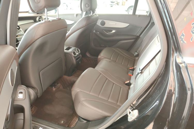 Used Mercedes-Benz GLC 2022 Refreshed GLC 260 L 4MATIC Dynamic Edition Interior 4