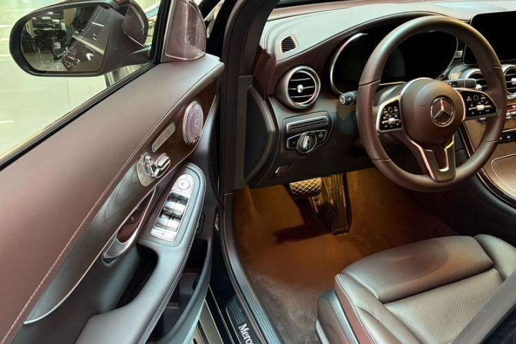 Used Mercedes-Benz GLC 2022 Refreshed GLC 300 L 4MATIC Dynamic Edition Prestige Version Interior 5