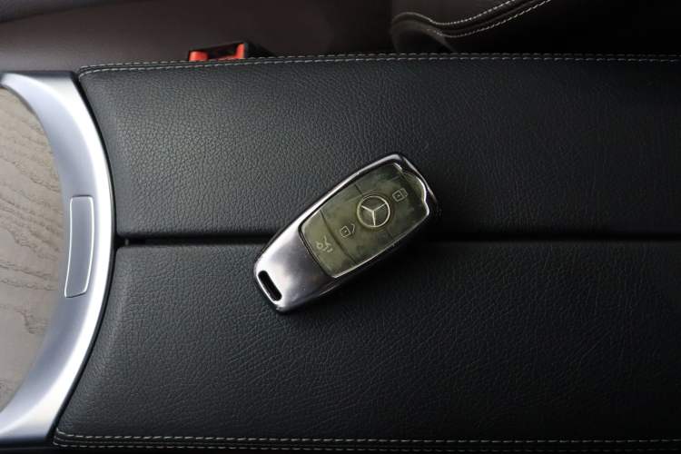 Used Mercedes-Benz GLC 2022 Refreshed GLC 300 L 4MATIC Dynamic Edition Prestige Version Interior 5