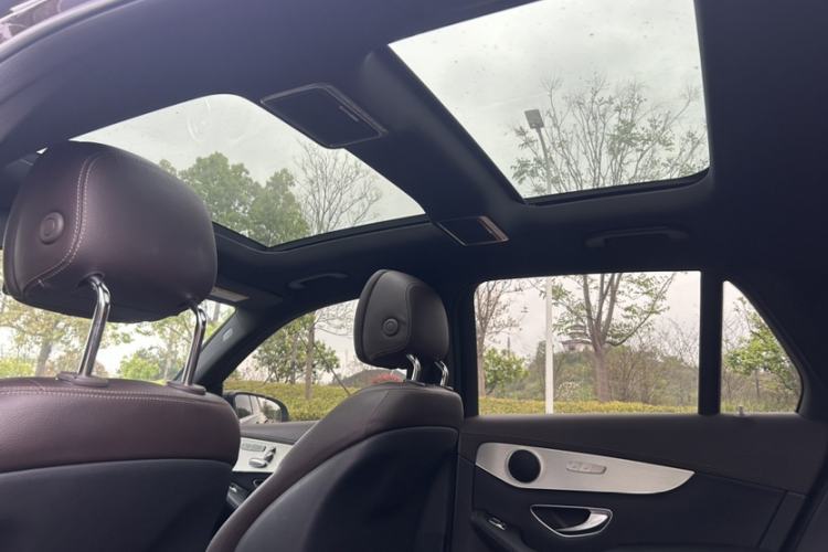 Used Mercedes-Benz GLC 2022 Refreshed GLC 260 L 4MATIC Dynamic Edition Interior 6