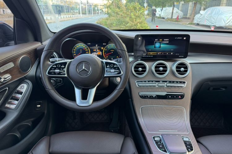Used Mercedes-Benz GLC 2022 Refreshed GLC 300 L 4MATIC Dynamic Edition Prestige Version Interior 6