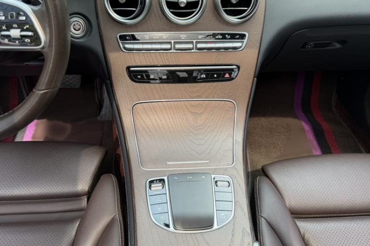 Used Mercedes-Benz GLC 2022 Facelift GLC 300 L 4MATIC Luxury Edition Interior 6
