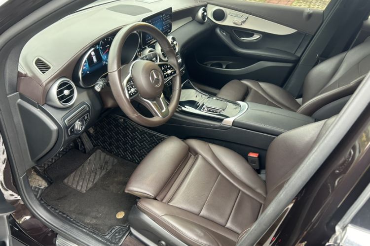 Used Mercedes-Benz GLC 2022 Refreshed GLC 260 L 4MATIC Dynamic Edition Interior 7