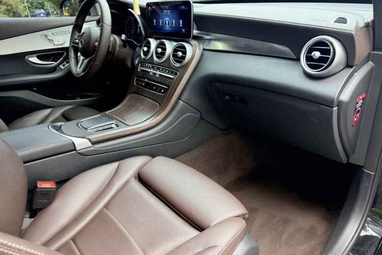 Used Mercedes-Benz GLC 2022 Second Facelift GLC 260 L 4MATIC Dynamic Edition Interior 7