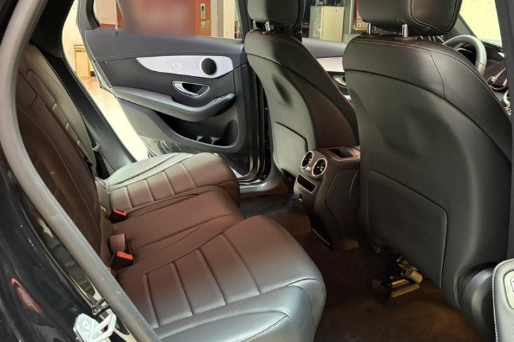 Used Mercedes-Benz GLC 2022 Facelifted GLC 260 L 4MATIC Dynamic Edition Interior 8
