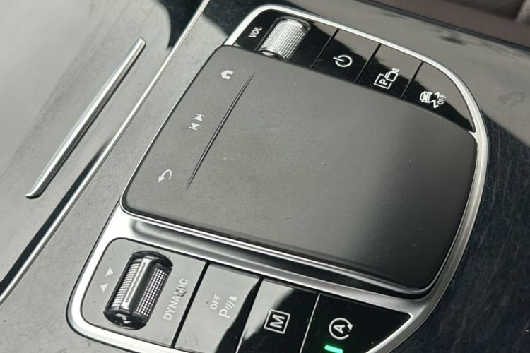 Used Mercedes-Benz GLC 2022 Refreshed GLC 260 L 4MATIC Dynamic Edition Interior 8