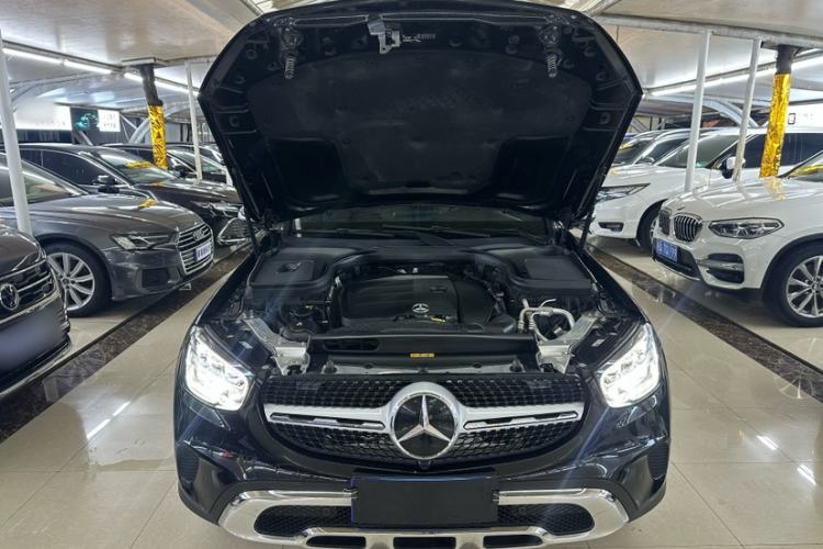 Used Mercedes-Benz GLC 2022 Second Facelift GLC 260 L 4MATIC Dynamic Edition Interior 9
