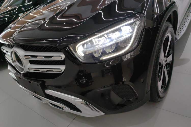 Used Mercedes-Benz GLC 2022 Refreshed GLC 260 L 4MATIC Dynamic Edition Left Front Headlight