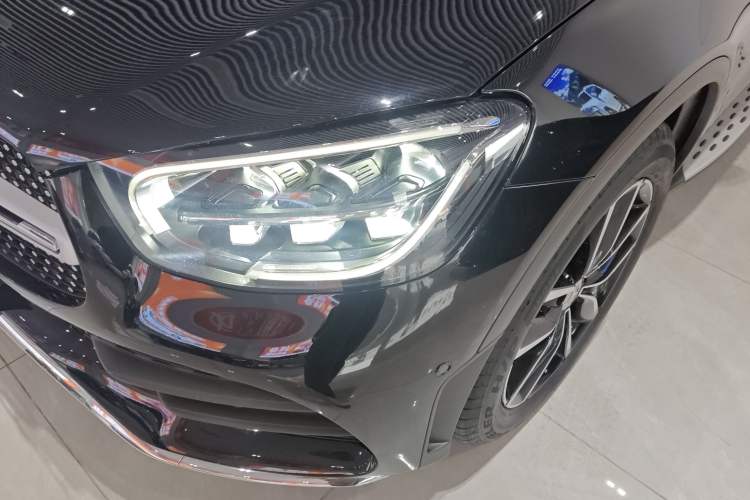 Used Mercedes-Benz GLC 2022 Second Facelift GLC 260 L 4MATIC Luxury Edition Left Front Headlight